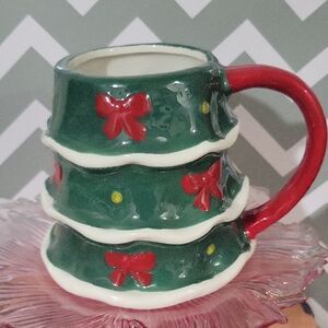 Festive Christmas Tree Mug with Red Bows ( NWOT)
